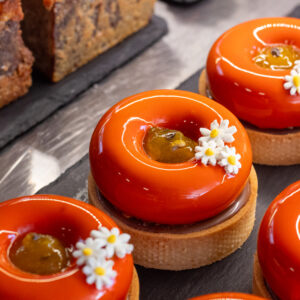 TARTAS MODERNAS, COMBINACION PERFECTA ENTRE TARTAS Y MOUSSES GLASEADOS
